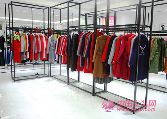广州十三行服装批发街进货攻略(图1)