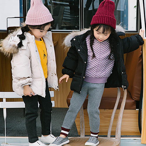 花糖记童装童年的色彩像糖果一样。