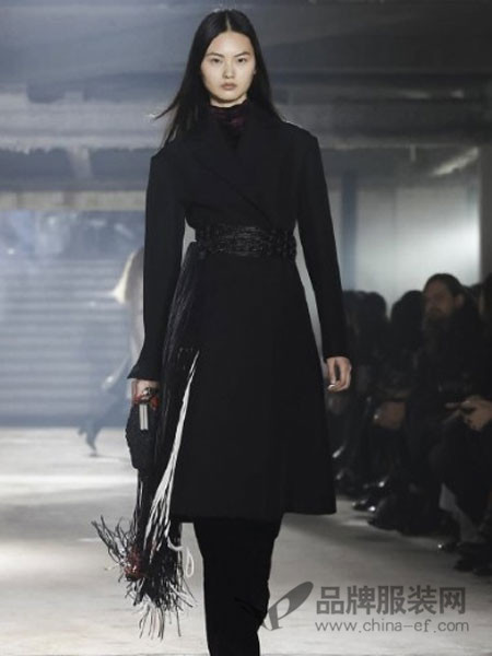 Proenza Schouler品牌陷入财务危机 寻求新投资人接盘