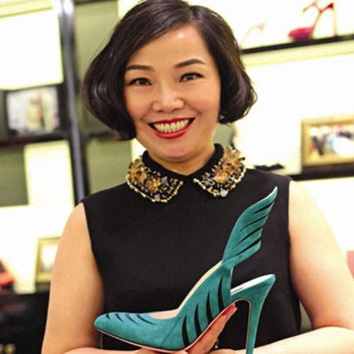 19年前被赶出国际展会 如今全球开店卖奢侈品 19年前被赶出国际展会 如今全球开店卖奢侈品