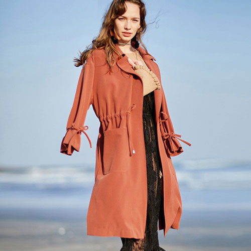 卓多姿女装 时尚的典范