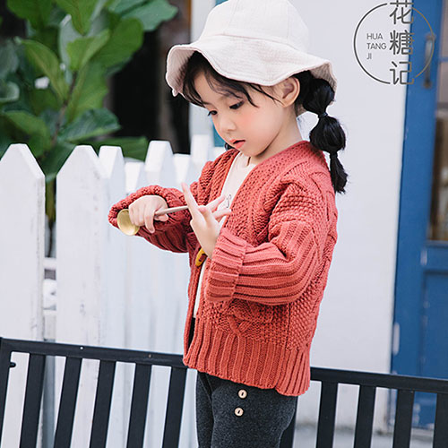 花糖记童装:花花朵朵、甜蜜糖果，手拉手向前走