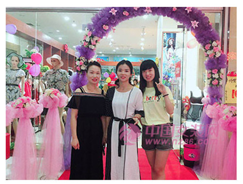 服装销售技巧 这样卖衣服，轻松有业绩!(图2)