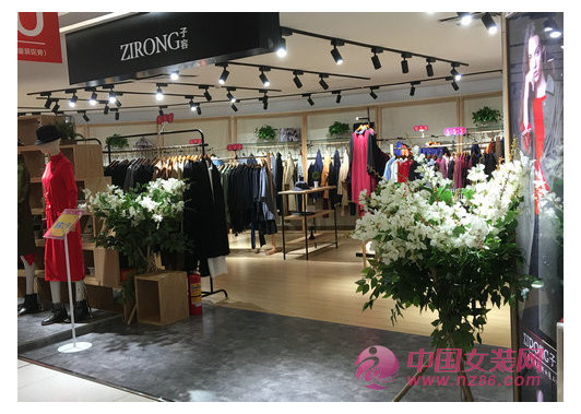 双十一促销狂欢过后服装店的平淡期该如何度过?(图2) 双十一促销狂欢过后服装店的平淡期该如何度过?(图2)