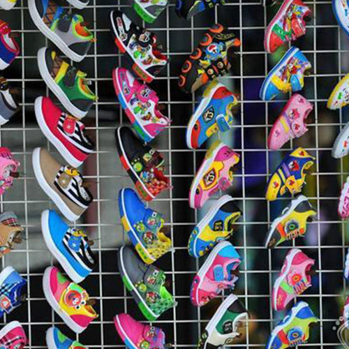 童鞋界的这匹黑马,如何杀出巴布豆、ABC们的包围圈? 童鞋界的这匹黑马,如何杀出巴布豆、ABC们的包围圈?