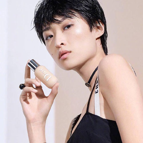 Dior再次抢滩社交红利 美妆实现“即看即买” 