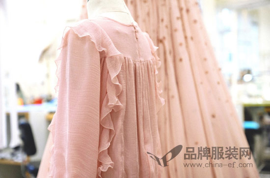 CHLOE 诠释隽永简洁 法式摩登的魅力