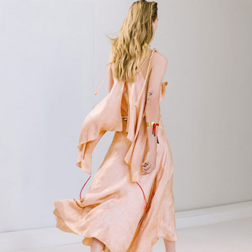 CHLOE 诠释隽永简洁 法式摩登的魅力