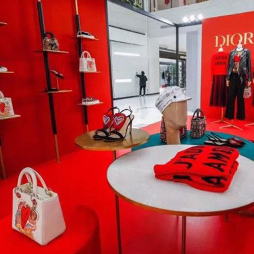 为什么奢侈品牌纷纷押注微信小程序?