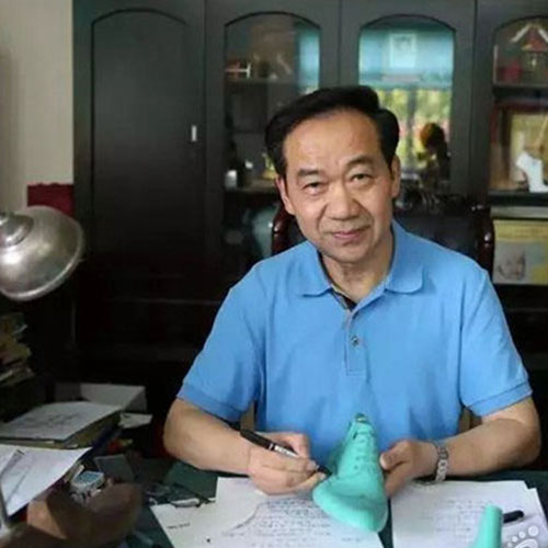 鞋楦大师陈国学获“轻工大国工匠”殊荣