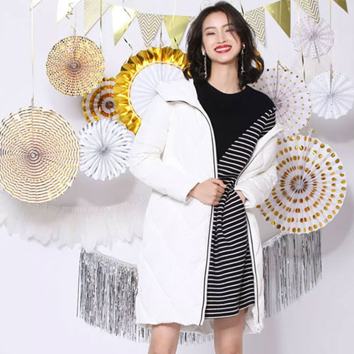 LS领秀 她说:冬日想要拥抱更多的色彩~ LS领秀 她说:冬日想要拥抱更多的色彩~