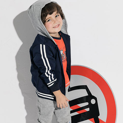 2018年加盟狂潮——小猪班纳(轻鞋誌)亲子专卖 2018年加盟狂潮——小猪班纳(轻鞋誌)亲子专卖