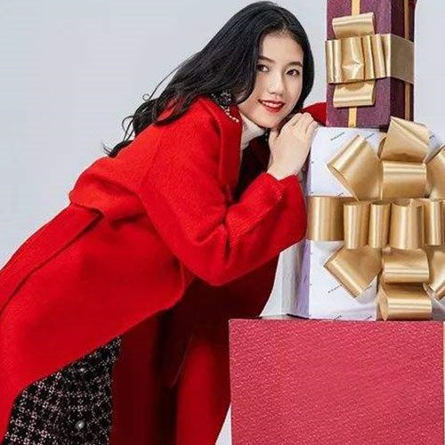 狂欢圣诞之夜 衣佰芬陪你一起度过圣诞节 狂欢圣诞之夜 衣佰芬陪你一起度过圣诞节