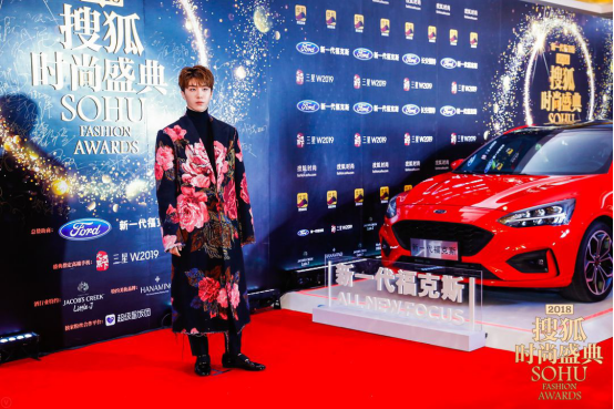 看到新一代福克斯之后 才明白什么叫时尚！