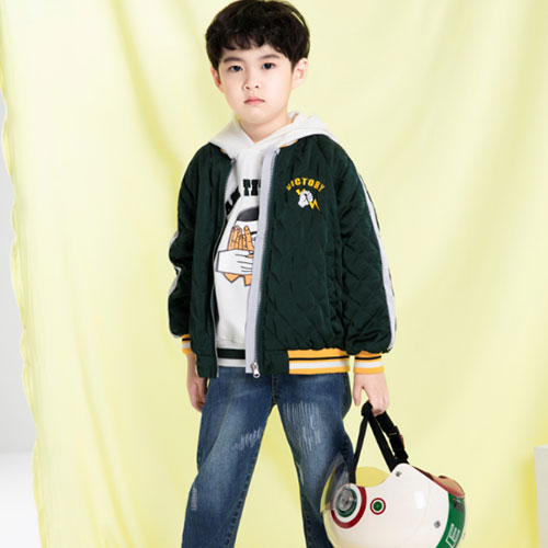 2019春装首发，优露童装春季大风天气给孩子这样搭配时髦又实用