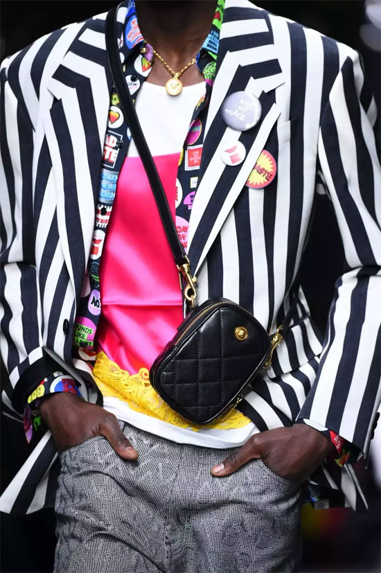 Versace 2019秋冬男装系列 | 颂扬自由风范