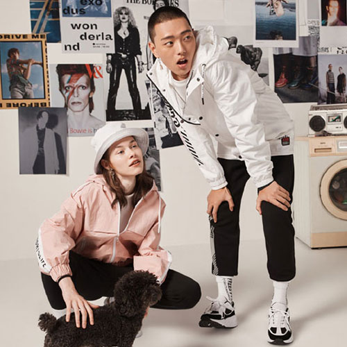 特步发布财年简报 全年纯利将暴涨50-60% 