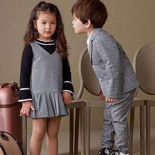 “迪迪鹿”童装一鹿相伴，感恩童年。