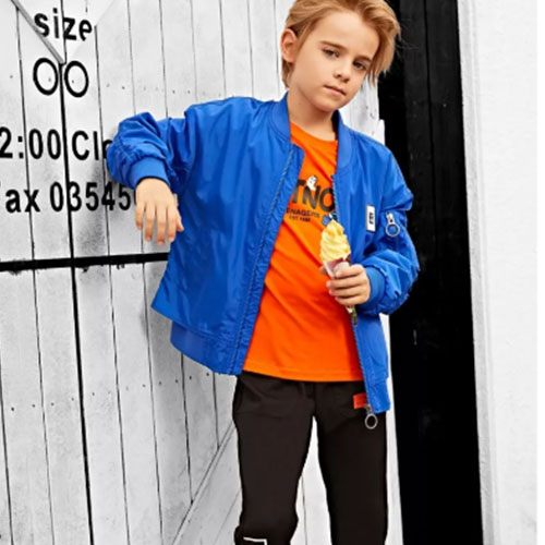 七波辉童装休闲穿搭，开启假期乐趣生活