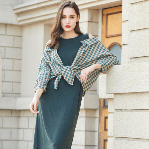 金蝶茜妮春日浪漫裙装穿搭让你时尚尝鲜