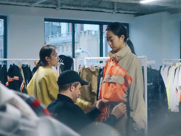 中国李宁今日再次登录纽约时装周 秀场新款抢先看