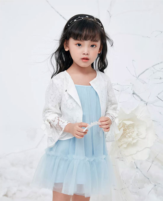 DIZAI<a href='https://m.efpp.com.cn/brand/tongzhuang/' target='_blank_'>童装品牌</a> | 穿新衣 闹元宵！