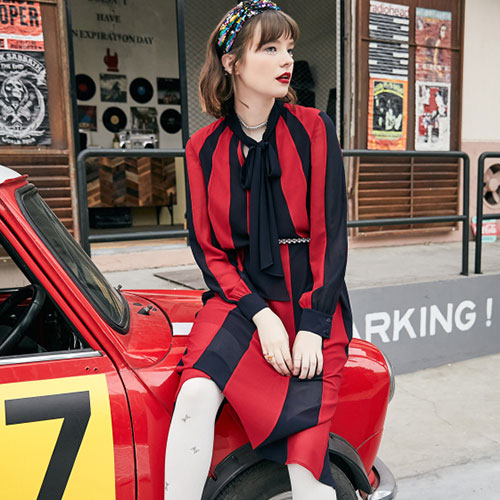 春日的多彩烂漫 尽在TITI女装