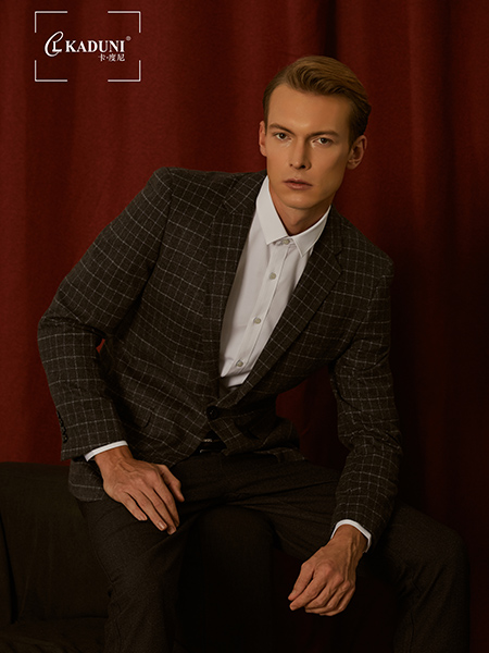 KADUNI卡度尼男装19年秋冬订货会诚邀您的莅临！