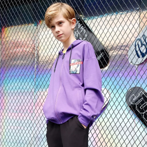 七波辉超轻跑鞋，燃动青春！