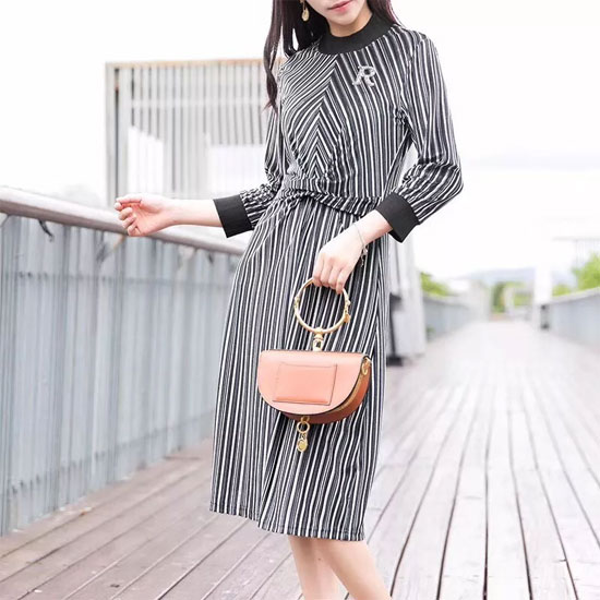 花月秋女装上新│春风十里 从“花”开始