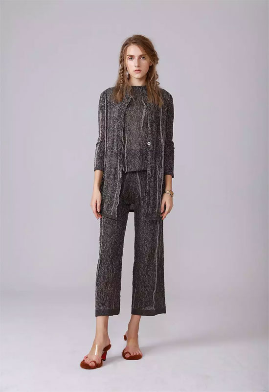 ZIRONG子容女装 时光易逝 只为遇见