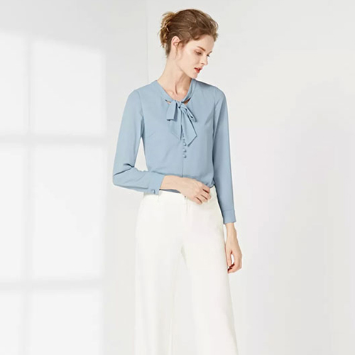 经典故事 | 时髦且精致的职装衣橱