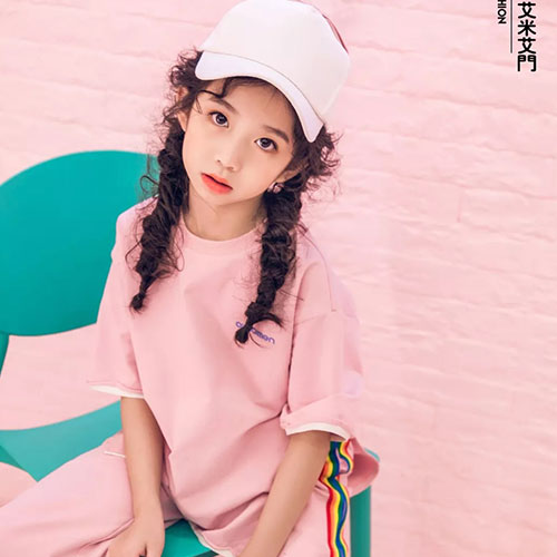 艾米艾门丨女神的新衣