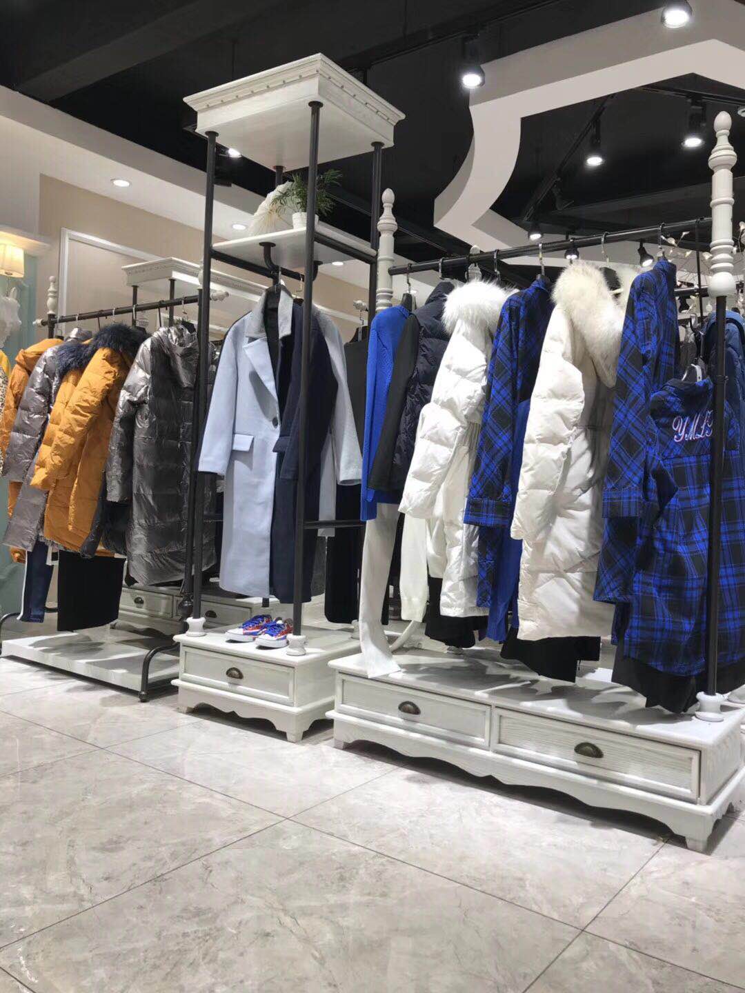 一个品牌折扣女装店主的成功之路