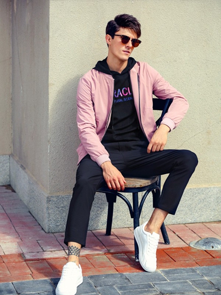 恭喜GD&ZS格度佐致男装贵阳清镇红枫路店开业