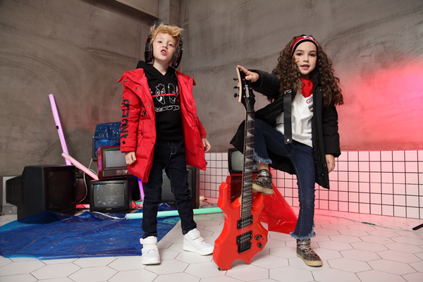 童装品牌加盟怎么选?智能唛吉乐值得信赖