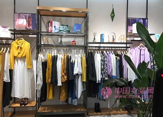 夏季女装去哪里进货比较合适？夏季女装进货渠道分享(图2)