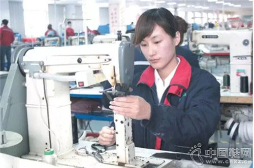 亨达知名鞋厂虚构8亿资产 被处罚!