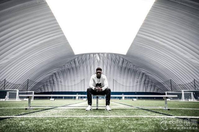 耐克取代茵宝成为加拿大足球国家队赞助商