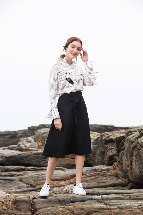 夏日衬衫怎么搭配好看 布伦圣丝有什么好看的款式