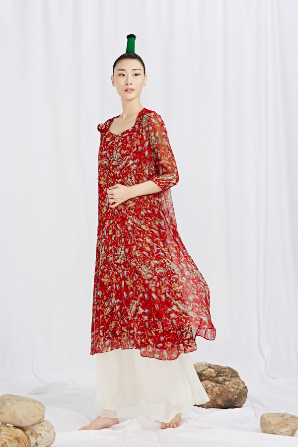 端午节穿什么好 见花开女装穿搭怎么样