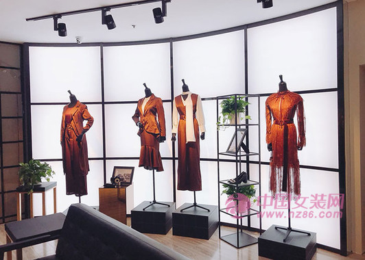 挑选加盟服装品牌时 要学会避开12种不良品牌(图2) 挑选加盟服装品牌时 要学会避开12种不良品牌(图2)