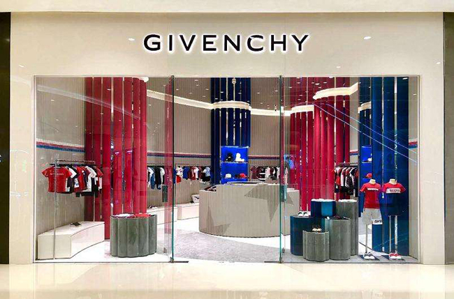 GIVENCHY kids全球首店亮相 奢侈品牌纷纷进军童装市场