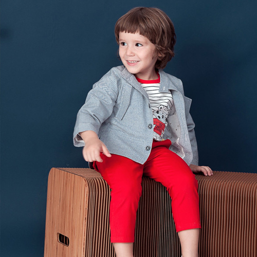 开学季穿什么？1001夜童装给你答案！