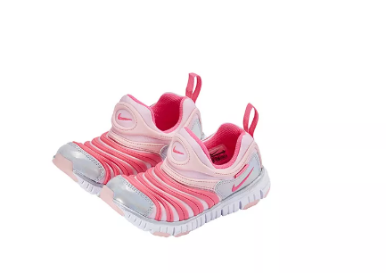 Nike毛毛虫，轻盈合脚，赤足体验