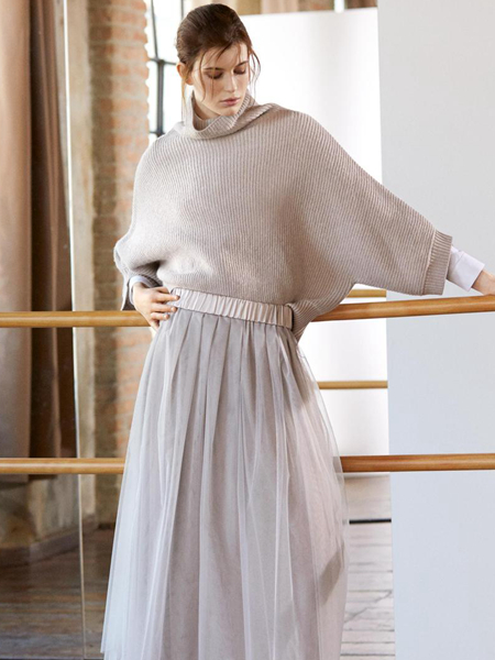 秋日的浪漫品质 尽在Peserico女装