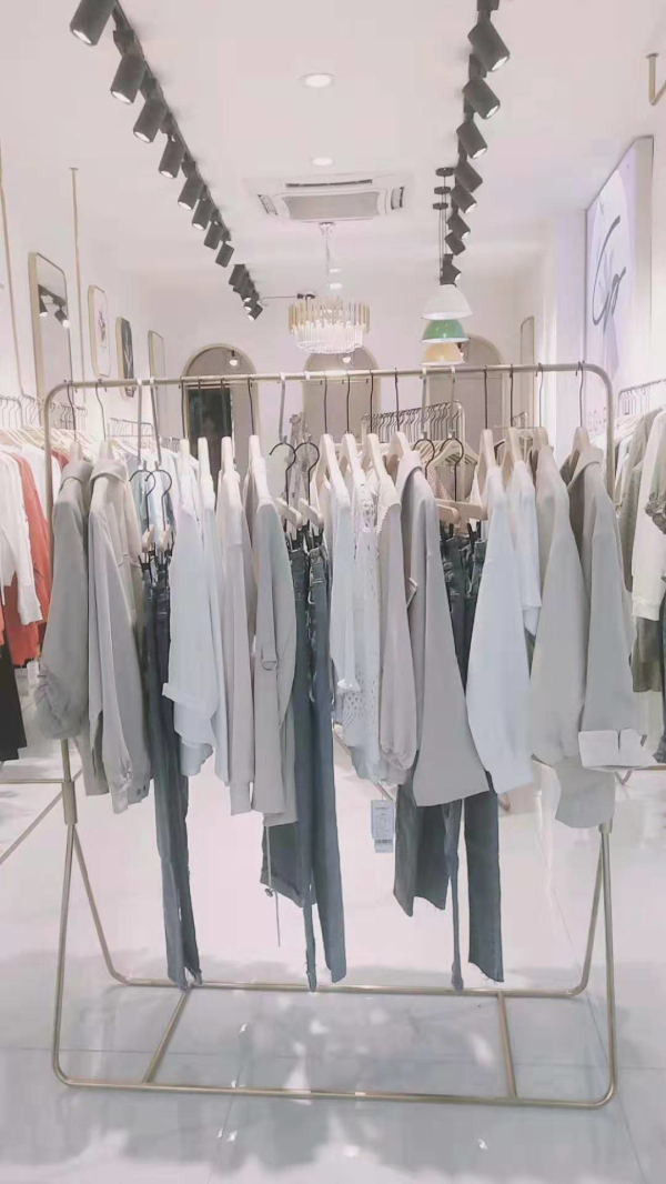 恭贺《果一果女孩》新形象：四川泸州541店盛大开业！