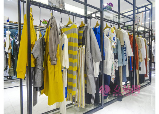 新手去服装批发市场进货如何选择批发档口？(图2)