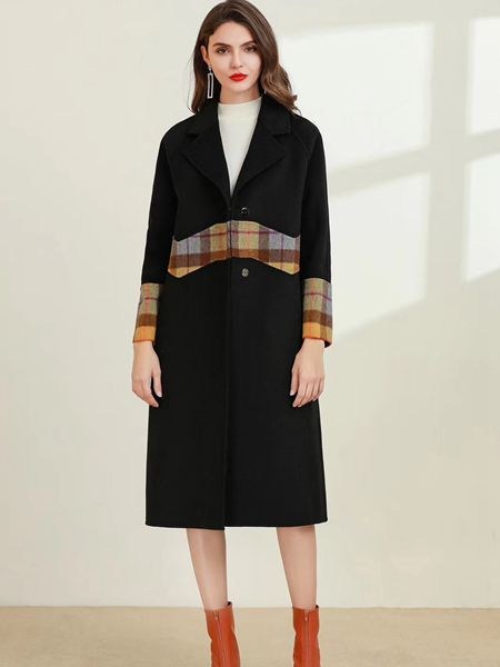 彩知丽CZHLE：秋冬大衣这样搭 时尚又优雅