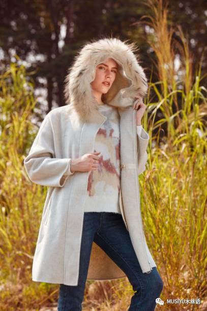 木丝语女装：秋冬如何穿出最美范？